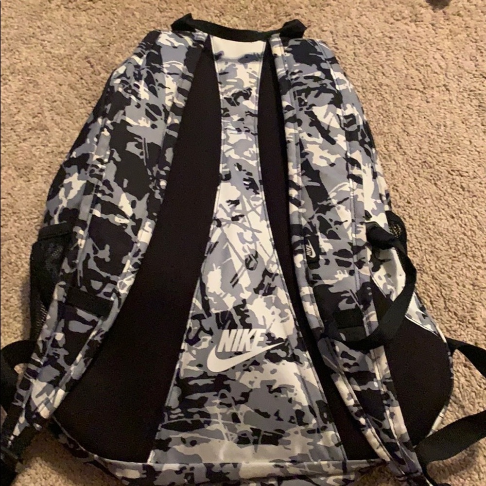 Nike Backpack!! - Picture 2 of 2